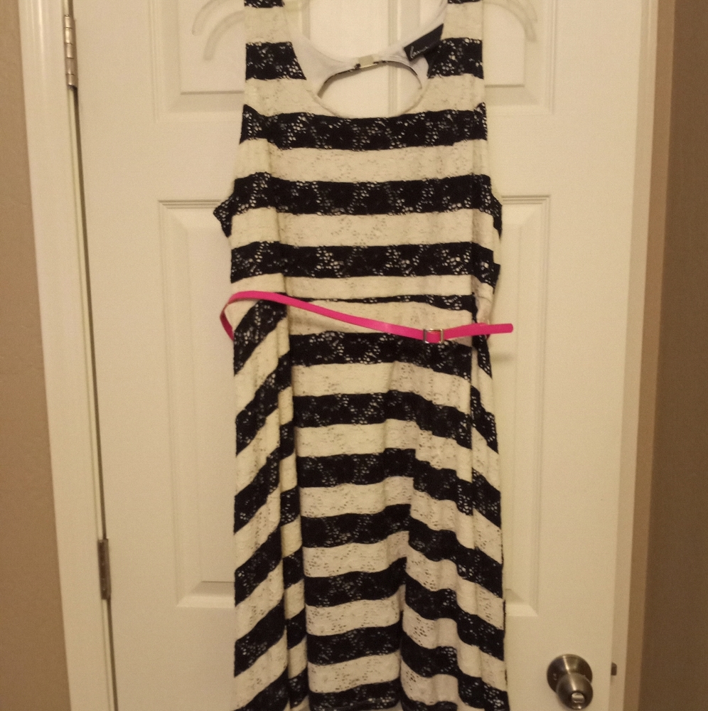 Plus size striped sleeveless dress